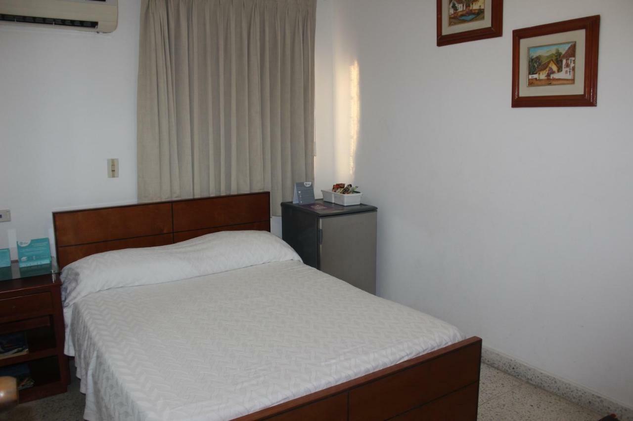 Hotel Monterrey Barranquilla  Exterior photo